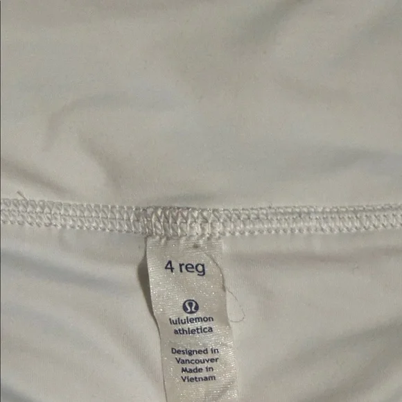 Lululemon Women's athletic shimmery Cream and Tan tiered Skirt - Picture 3 of 4